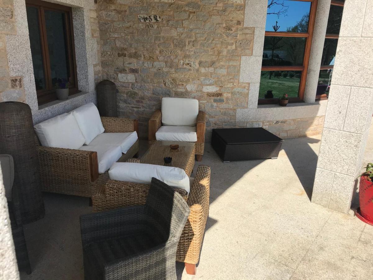 Hotel Batan Vilalba Εξωτερικό φωτογραφία