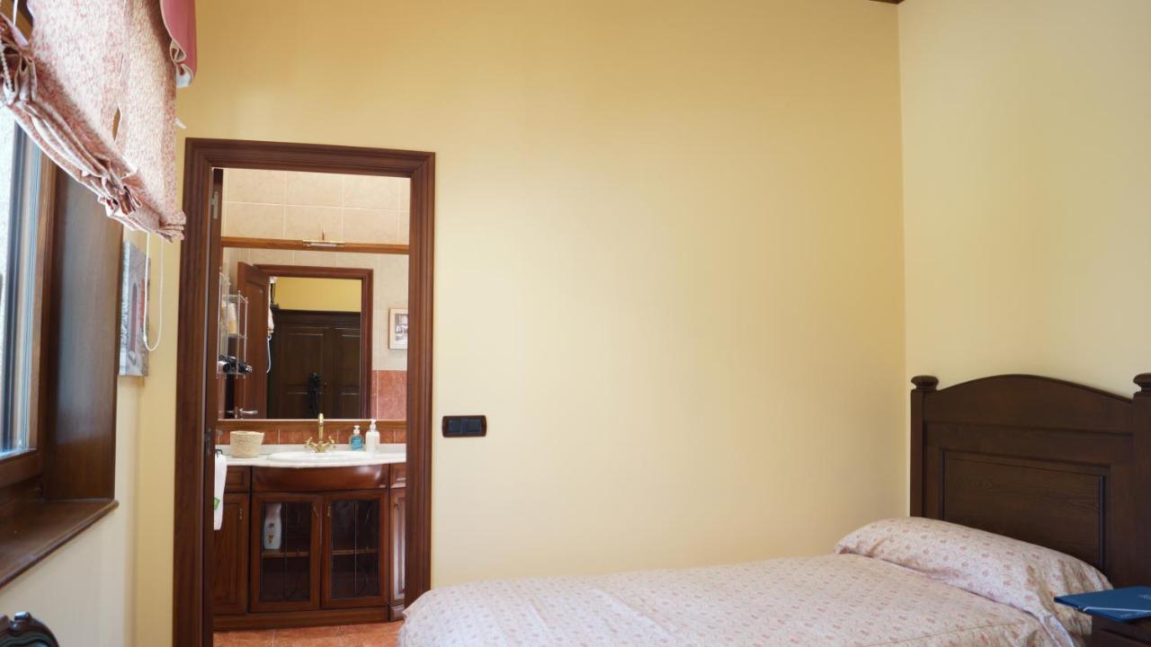 Hotel Batan Vilalba Εξωτερικό φωτογραφία